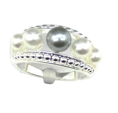 Anillo Charter Club imitación gris y blanco perla tono plata talla 6 precio de venta sugerido por el fabricante 27,50 USD Foto 1 de 4