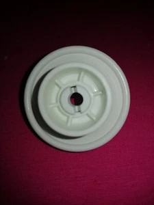 Rueda cesto inferior lavavajillas Indesit Ariston Ruedas y Cestos Lavavajillas - Imagen 1 de 3