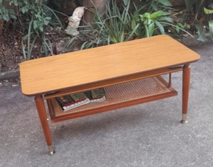 Retro Mid- Century Design Coffee Table Maple/ Laminex Top Magazines Rack 1970's - Picture 1 of 11