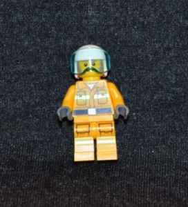 Helicopter Pilot in Yellow Jumpsuit ~ NEW City Lego Minifigure - Picture 1 of 3