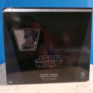 STAR WARS GENTLE GIANT DARTH VADER MCQUARRIE CONCEPT MINI BUST SDCC EXCLUSIVE - Picture 1 of 10