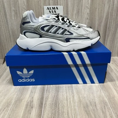 Adidas Ozmillen Originales Blanco/Plateado/Azul Tenis IF6582 Mujer’s Talla 9 Foto 1 de 4
