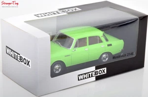 WhiteBox Moskwitsch 2140 verde claro 1975 escala 1/24 - Imagen 1 de 3