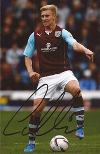 BURNLEY * BEN MEE SIGNED 6x4 ACTION PHOTO+COA - Bild 1 von 1