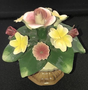 Vintage Nuova Capodimonte Pink/Yellow Flowers in Vase 4.5” Marked Made Italy - Picture 1 of 6