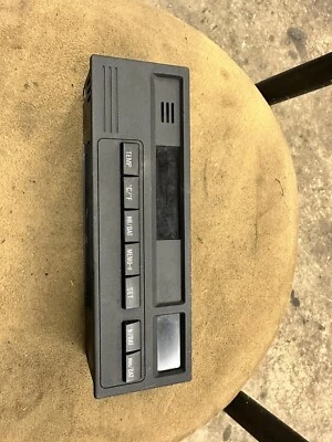 BMW E36 3-й серии 7 кнопка OBC низкий бортовой компьютер 1992-1999 318is OEM б/у - Изображение 1 из 4