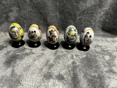 5 Vintage Hand Painted  Japanese Satsuma Ceramic Eggs With Stand - Image 1 of 4