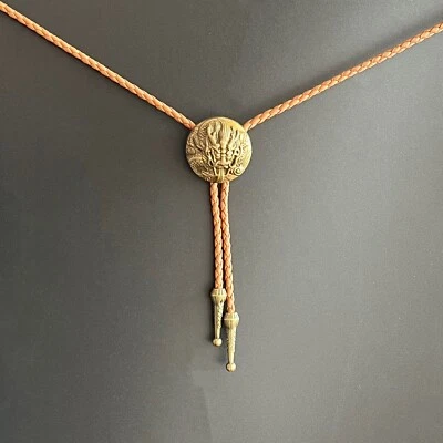 Collar de Boda Cuerda de Cuero PU Occidental Corbata Bolo Dragón Chino Bronce De Colección Foto 1 de 4