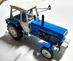 DDR Modell 1:43 IFA ZT 300-D Traktor Spur 0