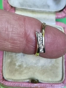 Diamond Ring Yellow Gold Hallmarked Gorgeous Sparkly Diamonds - Picture 1 of 3
