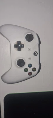 Microsoft  Controller Wireless  per Microsoft Xbox One - Bianco - Immagine 1 di 2