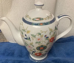 VINTAGE ROYAL TRADITIONS MING DYNASTY FINE PORCELAIN TEAPOT 7” TALL SHIPS FAST - Picture 1 of 7