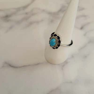 Anillo de halo turquesa y circón de la Bella Durmiente en platino esmaltado sobre plata  Foto 1 de 4