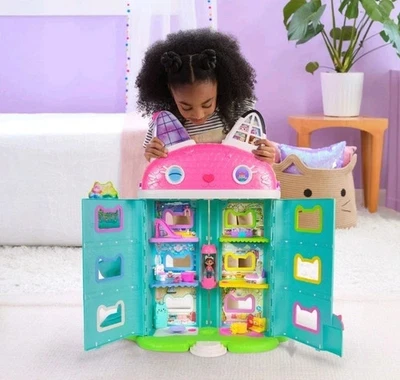 Gabby's Dollhouse Movie Deluxe Interactive Meow-mazing Dollhouse Playset Toy - Image 1 of 4