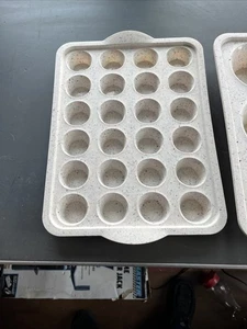 2er Set Trudeau Silikon Mini Muffinform, Mehrfarbig Konfetti, Spülmaschinenfest - Bild 1 von 6