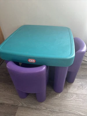 Винтажный Little Tikes стол и стулья комплект из 2 фиолетовый и зеленый - Изображение 1 из 2
