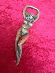 Antiguo abrebotellas, desnudo, mujer desnuda, bronce - Imagen 1 de 5