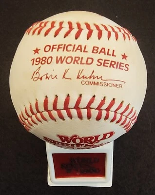 1980 RAWLINGS ORIGINAL HAITI UNUSED WORLD SERIES BASEBALL - PHILLIES V. ROYALS 4 - Image 1 of 4