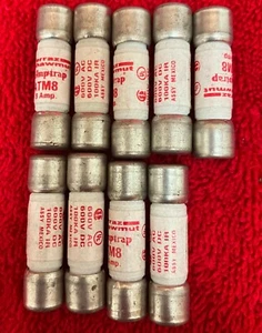 LOT OF 9 NEW FERRAZ SHAWMUT ATM8 AMP-TRAP FUSE 8A 600V AC/DC - Picture 1 of 3