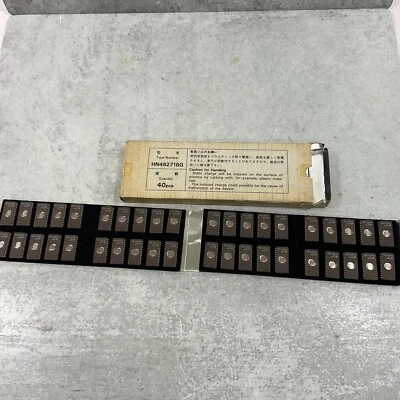 Lot of 40 Hitachi Semiconductor HN462716G 24 Pin 1B3 8 Bit Rom Chips Japan - Image 1 of 3