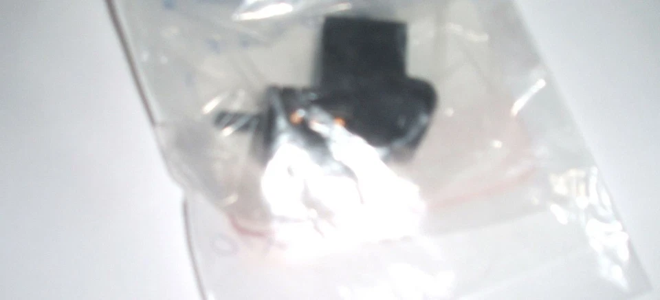 INTERRUPTOR DE BLOQUEO EMBRAGUE TRIUMPH TROPHY DAYTONA TRIDENT VELOCIDAD TRIPLE SPRINT TIGER Foto 1 de 1