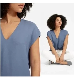 Everlane Blouse Womens Size 16 Boxy Cap Sleeve Japanese GoWeave V Neck - Picture 1 of 6
