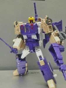 Transformers Titans Return BLITZWING Complete Voyager generations - Picture 1 of 4