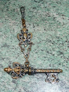 Superbe rare ancienne CHATELAINE de MONTRE A GOUSSET en METAL porte couteau - Bild 1 von 5
