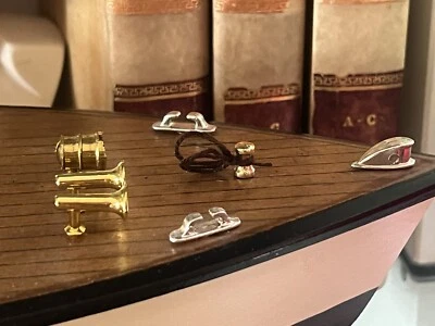 🔴 RIVA modellino nave motoscafo legno L 45 piedistallo unico collezione VINTAGE - Immagine 1 di 4