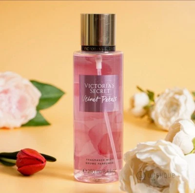 Victoria’s Secret Velvet Petals Body Mist 250ml – Floral & Sweet Fragrance - Image 1 of 2