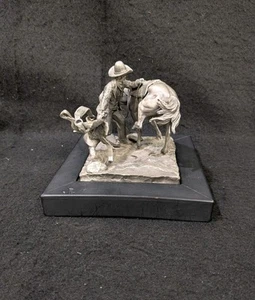 Vintage Polland Chillmark "Selle fredde cavalli medi" scultura arte peltro #168 - Foto 1 di 9