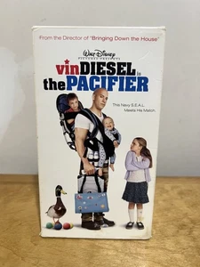 The Pacifier VHS Tape Video - Vin Diesel - Late Release 2005 RARE Walt Disney - Bild 1 von 14