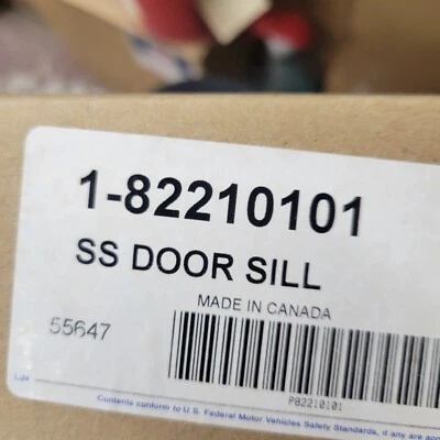 Juego de 4 placas de umbral de puerta Dodge Chrysler Aspen 2007-2009 G.M. #82210101 Foto 1 de 3