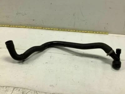 MANGUEIRA RADIADOR INFERIOR VOLKSWAGEN BEETLE CONVERSÍVEL 1998-2007 FÁBRICA - Imagem 1 de 4