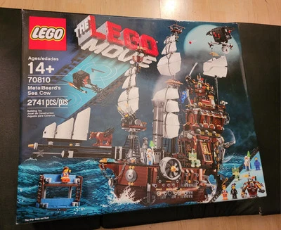 LEGO The LEGO Movie: MetalBeard's Sea Cow (70810) - Image 1 of 4