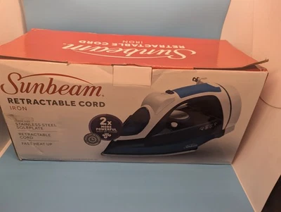 Sunbeam 1600W Retractable Cord Iron - Image 1 of 4