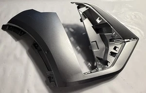 GM Cadillac Lyric Right Front Bumper Cover. Paint Code 130H Silver/Grey Metallic - Picture 1 of 3