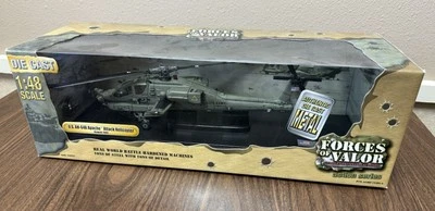 FORCES  OF  VALOR DIE CAST AH-64A  APACHE  ATTACK  HELICOPTER  1991 Kuwait 1/48 - Image 1 of 4