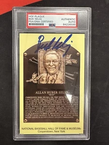 Bud Selig Signed Yellow HOF Plaque Postcard PSA/DNA Authentic Auto - Picture 1 of 1