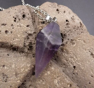 Collier chaîne avec pendentif en Améthyste naturelle style pendule. Anti-stress  - Foto 1 di 7