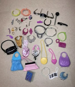 Barbie or same size doll size accessories - Picture 1 of 1
