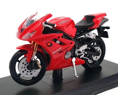 Maisto 1/18 Scale Motorbike 06186 - Triumph Daytona 675 - Red - Image 1 of 4