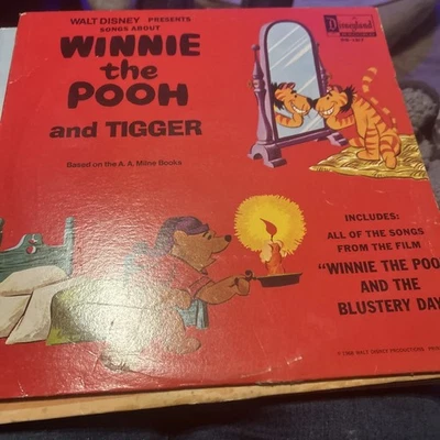 Vintage Walt Disney Winnie The Pooh And Tigger LP 1969 G - Imagem 1 de 4