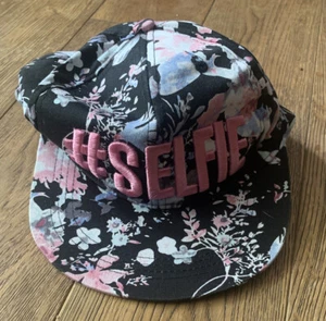New!! Claires Accessories!! Womens #SELFIE Cap, Onesize - Picture 1 of 6