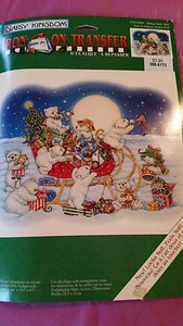 Daisy Kingdom Bügeltransfer - Reiten Weihnachtsmannschlitten 0116-05006 - Bild 1 von 2