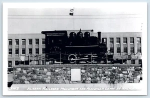 Postcard RPPC c1950s Anchorage Alaska Railroad Monument And Passenger Depot - Bild 1 von 2