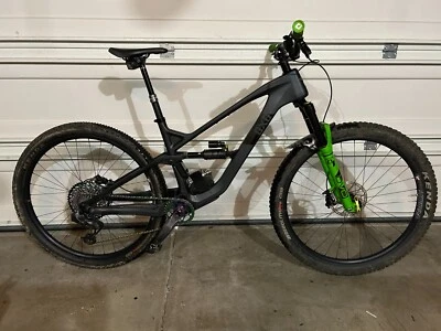 Guerilla Gravity Trail Pistol Mountain Bike Custom Build Carbon AXS 29 L - Image 1 of 2