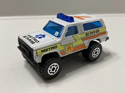 Matchbox WHITE 4x4 Chevy Blazer Metro EMS LOOSE FREE SHIPPING - Image 1 of 4