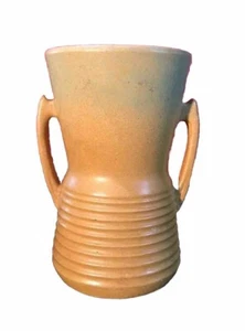 VINTAGE ANTIQUE ART POTTERY 9" DOUBLE HANDLED VASE - Picture 1 of 6