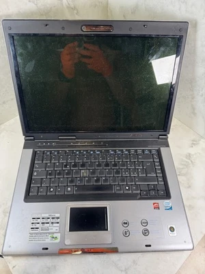 Asus X50SLseries 15.4” T5450 3GB 160GB ATI HD3470 Vista DVD Wi-Fi - Immagine 1 di 4